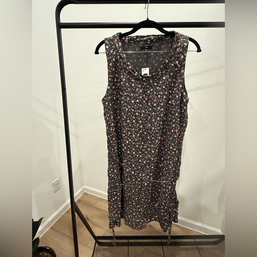 GAP Floral Print Midi Dress - Black and Pink